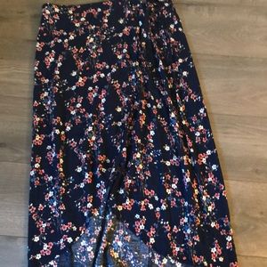 😀Xhilaration Wrap Skirt!